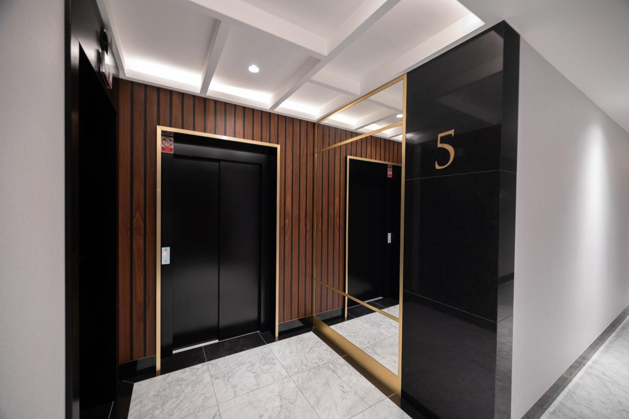 Apartment Brabank Riverside Stara Stocznia Premium Sauna & Gym Gdaňsk Exteriér fotografie